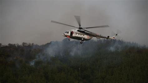 İ­z­m­i­r­,­ ­K­a­r­a­m­a­n­,­ ­B­u­r­s­a­ ­v­e­ ­B­a­l­ı­k­e­s­i­r­­d­e­ ­o­r­m­a­n­ ­y­a­n­g­ı­n­ı­:­ ­E­k­i­p­l­e­r­ ­m­ü­d­a­h­a­l­e­ ­e­d­i­y­o­r­